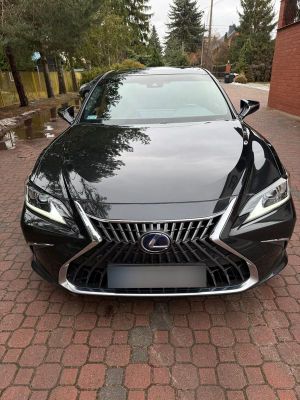 Lexus ES 300h Elegance 2022