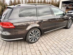 Volkswagen Passat B7 2.0 TDI DPF Highline DSG 2011