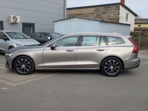 Volvo V60 II D4 Geartronic Momentum Pro 2019