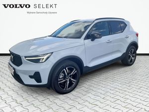Volvo XC40 2025