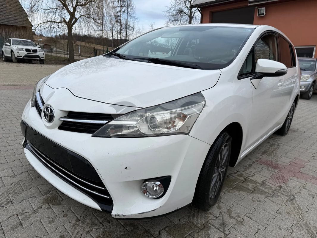 Toyota Verso 1.6 D-4D 5-Sitzer Start/Stop Life 2014