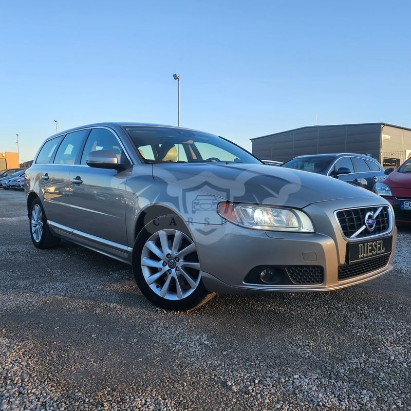 Volvo V70 III 2013