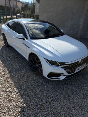 Volkswagen Arteon 2.0 TSI R-Line DSG 2018