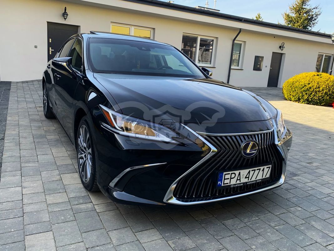 Lexus ES 300h Business Edition 2019