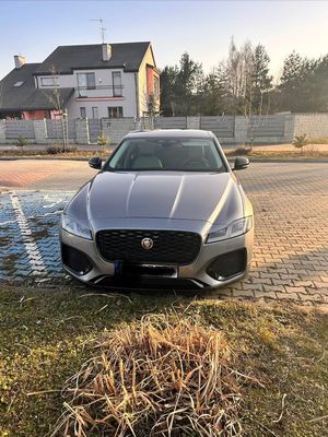 Jaguar XF X260 2.0 P250 HSE 2022