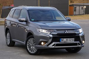 Mitsubishi Outlander III 2019