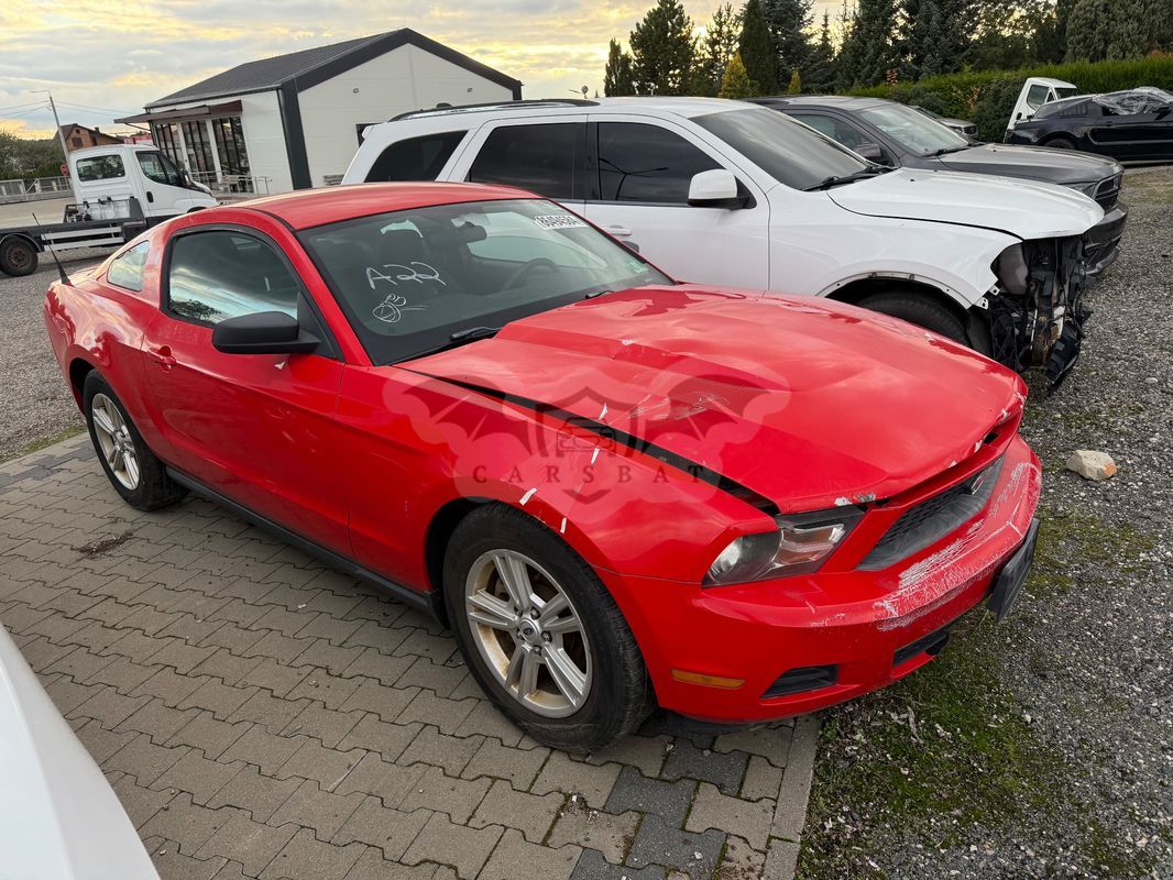 Ford Mustang 3.7 V6 2012