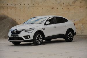Renault Arkana / XM3 E-TECH Full 145 E-TECH engineerd 2022