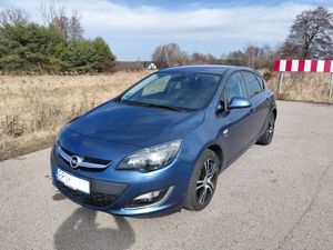 Opel Astra J 1.4 T Active 2013