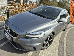 Volvo V40 II 2018
