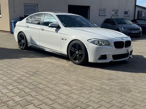 BMW 5 Series F10/F11 535d Sport-Aut 2011