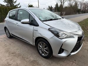 Toyota Yaris III Hybrid 100 Premium 2017