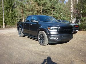 Dodge RAM 5.7 4x4 2021