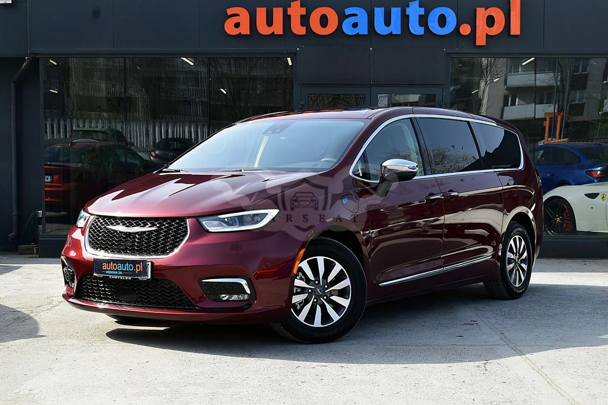 Chrysler Pacifica 2023