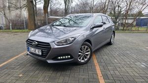 Hyundai i40 Kombi blue 1.7 CRDi Premium 2017