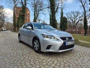 Lexus CT Impression Line 2015