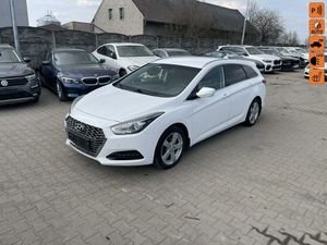 Hyundai i40 Kombi blue 1.6 CRDi Space 2019