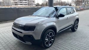 Jeep Avenger 1.2 T3 mHEV Summit FWD eDCT6 2026