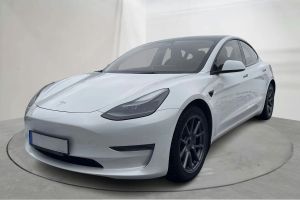 Tesla Model 3 Langstreckenbatterie Allradantrieb Dual Motor 2023