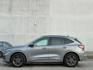 Ford Kuga III 2.5 Duratec FHEV 4x4 ST-LINE X 2022