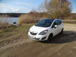 Opel Meriva II 1.4 T Enjoy 2012