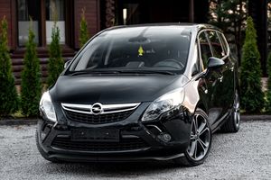 Opel Zafira C Tourer 1.6 SIDI Turbo ecoFLEX Start/Stop Sport 2013