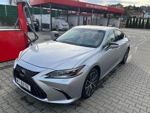 Lexus ES 2023