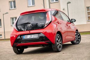Toyota Aygo II x-play Edition-S 2017