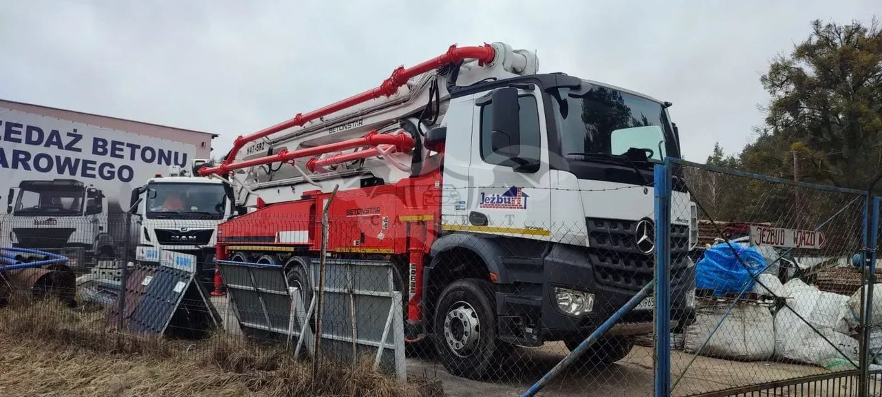 Mercedes-Benz Arocs 2022