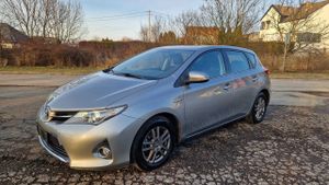 Toyota Auris II 1.8 HSD Luna 2014