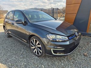 Volkswagen Golf VII 1.4 GTE Plug-In-Hybrid DSG 2015