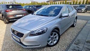 Volvo V40 II D3 Geartronic Momentum 2016