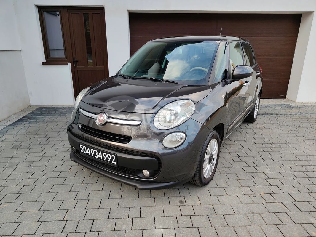 Fiat 500L 1.4 16V Easy 2012