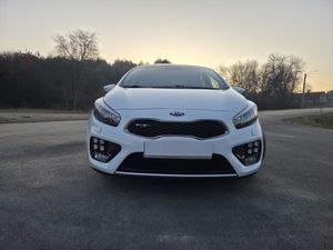 Kia Ceed II 1.6 T-GDI GT-Challenge 2016