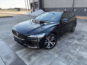 Volvo V60 II T6 AWD Plug-In Hybrid Plus Dark 2024