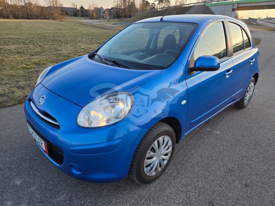 Nissan Micra (March) K13 1.2 Bild der Frau 2012