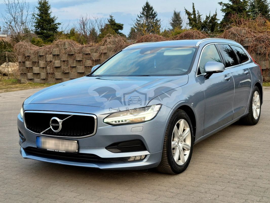Volvo V90 D3 Geartronic Momentum 2017