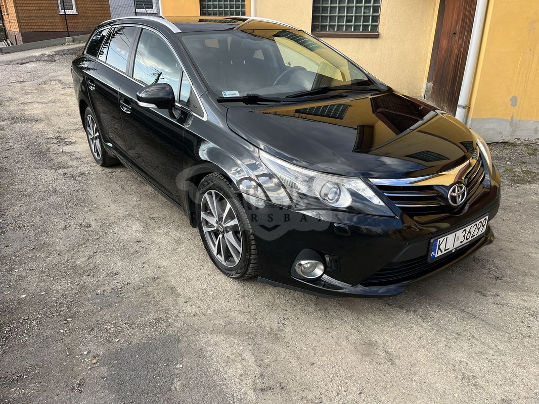 Toyota Avensis III 2.2 D-4D Sol Plus NAVI 2012