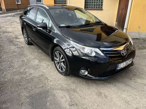 Toyota Avensis III 2.2 D-4D Sol Plus NAVI 2012