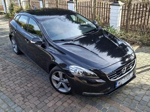 Volvo V40 II 2012
