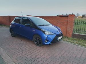 Toyota Yaris III Hybrid 100 Selection 2017