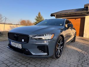 Volvo V60 II T8 AWD Plug-In Hybrid Polestar Engineered 2024
