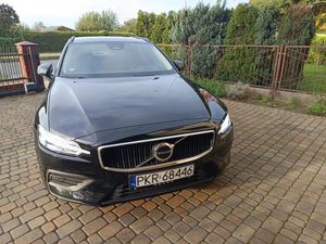 Volvo V60 II B4 D Core 2022