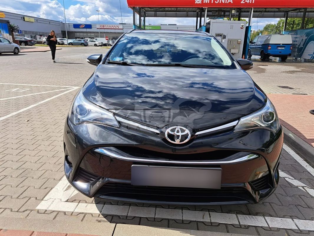 Toyota Avensis III 2.0 D-4D Active Business 2018
