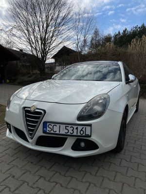 Alfa Romeo Giulietta 2.0 JTDM Distinctive 2011