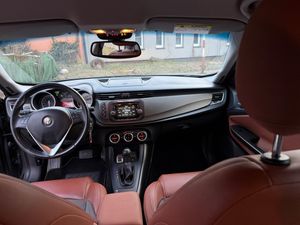 Alfa Romeo Giulietta 2.0 JTDM Exclusive TCT 2014