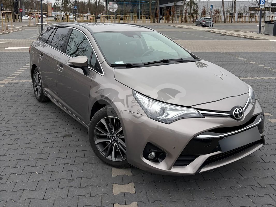 Toyota Avensis III 2.0 D-4D Premium 2015