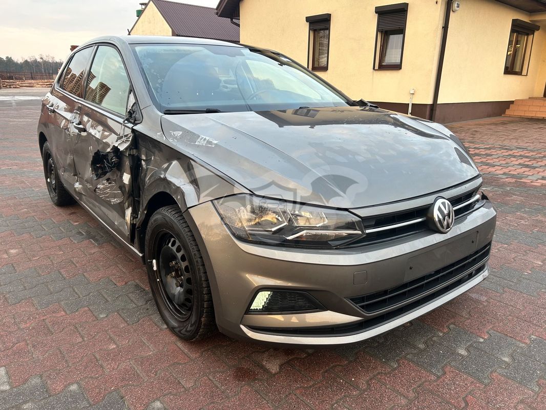Volkswagen Polo VI 1.0 TSI DSG Comfortline 2018