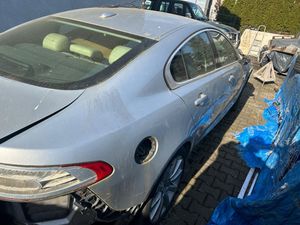 Jaguar XF X250 3.0 V6 S 2011