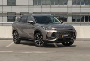 MG HS 2025